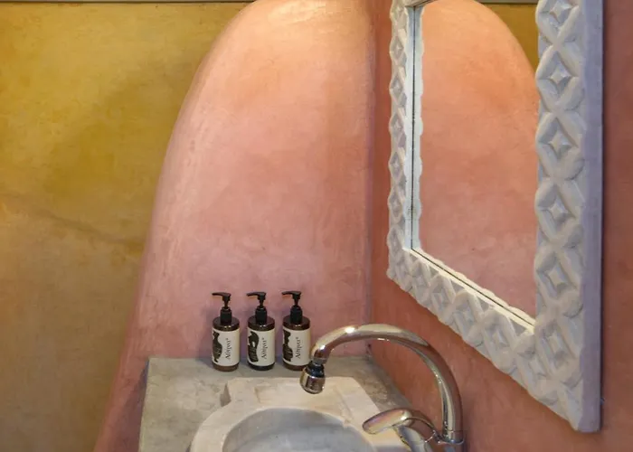 Armonia Semesterbostad *